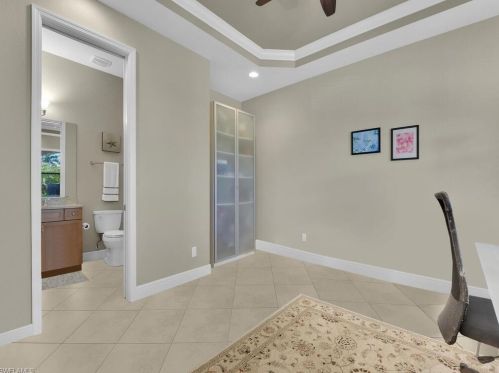 1641 Serrano Cir, Naples FL 34105-4953 exterior