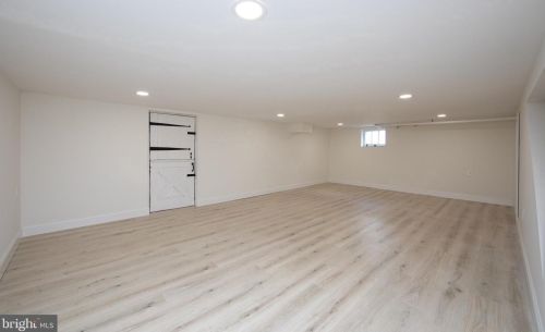 281 Rhoads Ave, Tavistock NJ  08033-1470 exterior