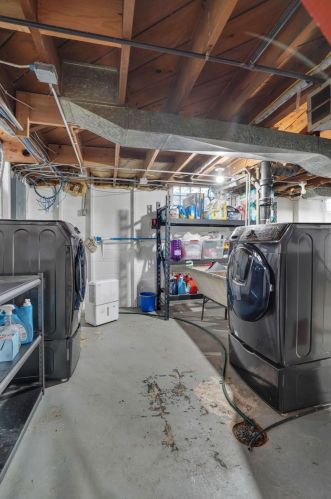 1969 96, Milwaukee WI 53227-1422 exterior