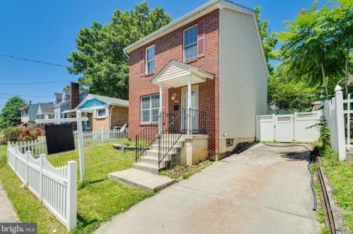 5428 Call Pl, Washington, DC 20019-6343