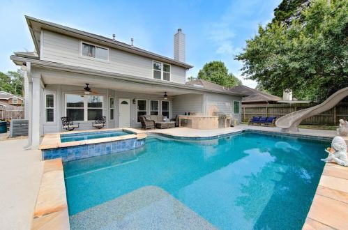 20043 Fieldtree Dr, Humble TX 77338-2304 exterior