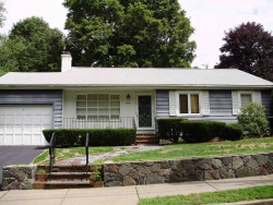 11 Crehore Dr, Newton, MA 02462-1108