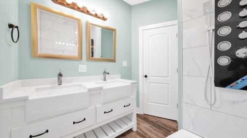 2052 68 Pl, Chicago IL 60629-4126 exterior