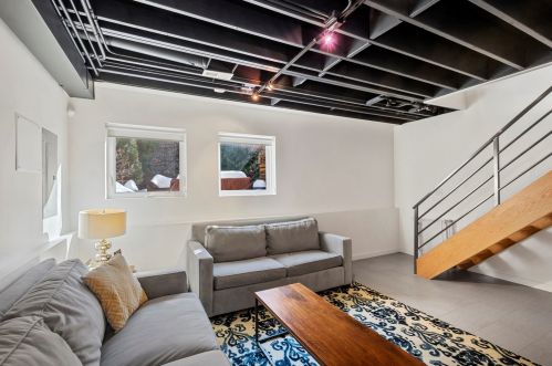 1715 Newberry Ave, Chicago IL 60608-2333 exterior