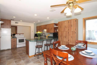 4292 Raymir Pl, Milwaukee WI  53222-1100 exterior