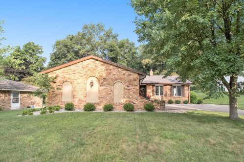 1249 Cadet Ln, Kalamazoo, MI 49009-9191