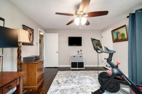 101 Harbeth Dr, Pittsburgh PA  15237-3327 exterior