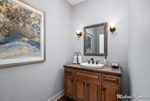 1673 Watermark Dr, Grand Rapids MI 49546-9009 exterior