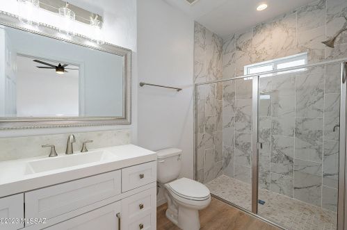 6520 Calle Herculo, Tucson AZ  85710-5620 exterior