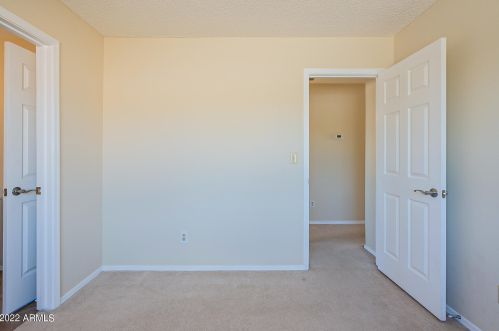 12226 45th St, Phoenix AZ 85050-8561 exterior