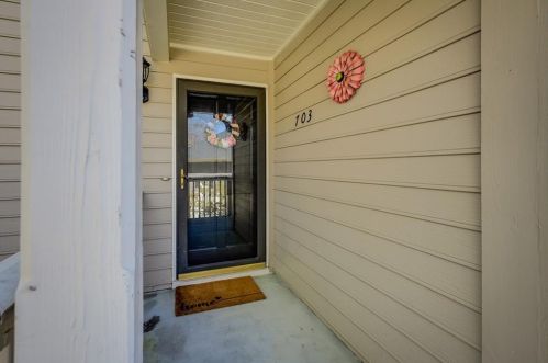 703 Bainbridge Dr, Atlanta, GA 30327-4267