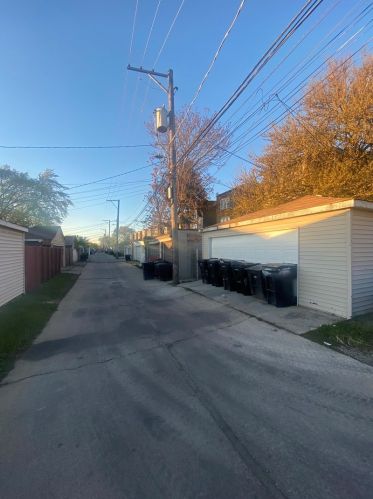 7846 Winchester Ave, Chicago IL 60620-5308 exterior