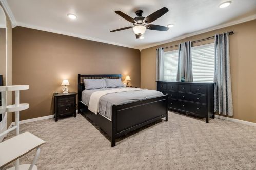 5212 Slay Dr, Frisco TX 75056-1803 exterior