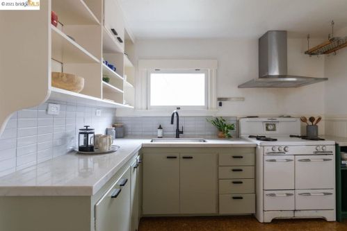 1908 Delaware St, Berkeley CA 94709-2120 exterior