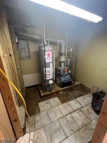 11 Sheridan Ave, Paterson NJ 07502-2115 exterior