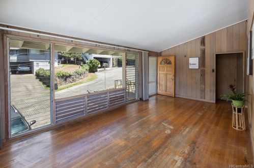 1835 10 Ave, Honolulu HI 96816-2907 exterior