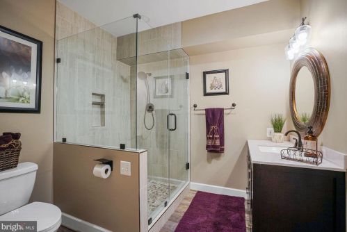 624 Live Oak Dr, Mc Lean VA 22101-1563 exterior