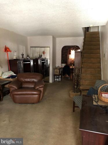 1927 Hicks St, Philadelphia, PA 19145-3003