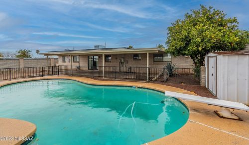 8424 23rd St, Tucson AZ  85710-6502 exterior