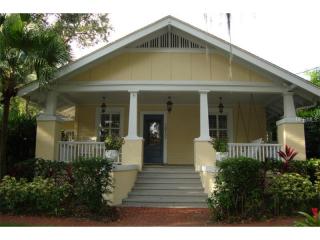 3017 Chapin Ave, Tampa, FL 33611-1636