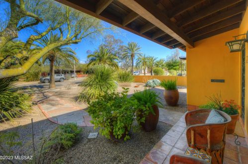 2222 7th St, Tucson, AZ 85719-5607