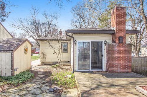 3240 Homecrest Ave, Wyoming MI exterior