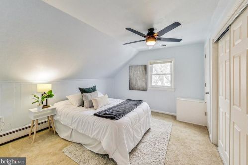 903 Robin Rd, Silver Spring MD  20901-1872 exterior