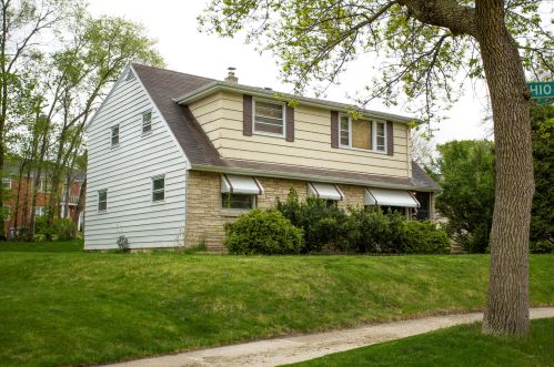 5005 Ohio Ave, Milwaukee, WI 53219-4542