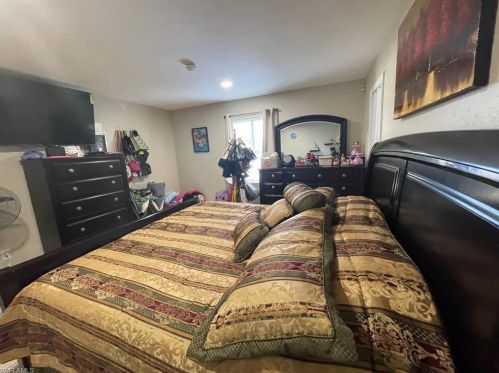 2310 51 Ter, Naples FL 34116-6928 exterior