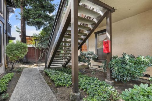 4805 Clayton Rd, Concord, CA 94521-2989