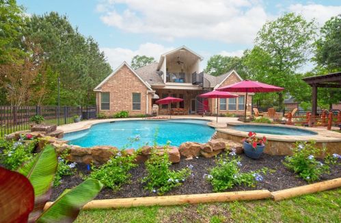 11329 Majestic Dr, Montgomery TX  77316-9662 exterior