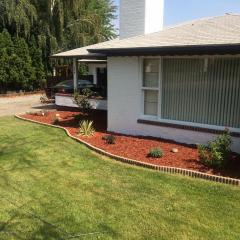 609 24th Ave, Yakima, WA 98902-4101