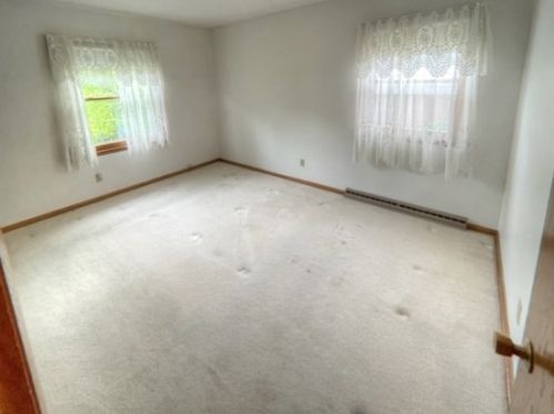 11927 Locust St, Milwaukee WI 53212-2642 exterior