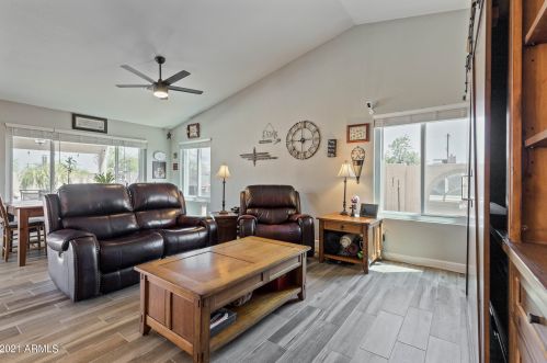 6627 19 Pl, Phoenix AZ 85042-9117 exterior