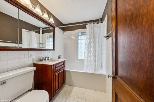 3934 Dakin St, Chicago IL 60641-2521 exterior