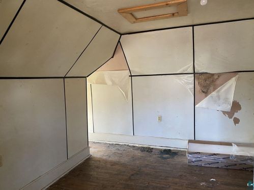 1203 57th Ave, Duluth MN 55807-2422 exterior