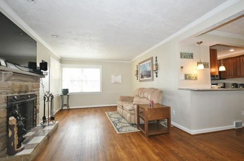 1905 Berkwood Dr, Pittsburgh PA 15243-1517 exterior