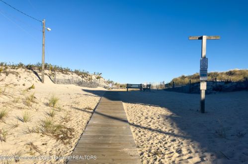 114 Westmont Ave, Lavallette NJ 08735-2042 exterior