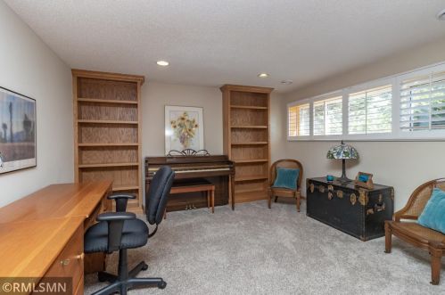 1907 Hampshire Ave, Saint Paul MN 55116-2401 exterior