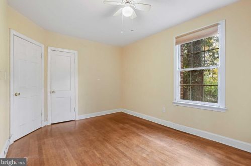 3929 Fulton St, Washington DC 20007-1379 exterior