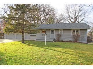 9450 Shady Ln, Chaska, MN 55318-9388