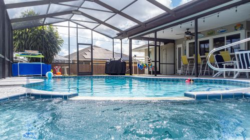 2471 Shell Ave, Fort Pierce FL  34952-6857 exterior