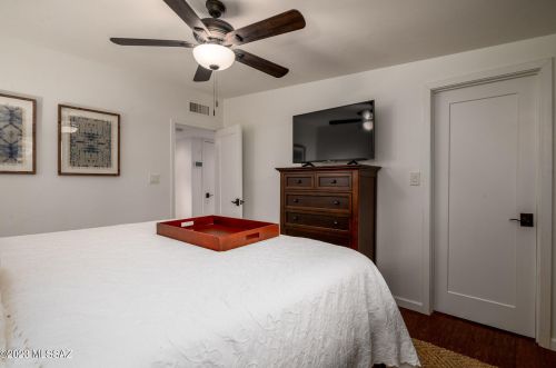 6101 Camino De Santa Valera, Tucson AZ  85718-3722 exterior