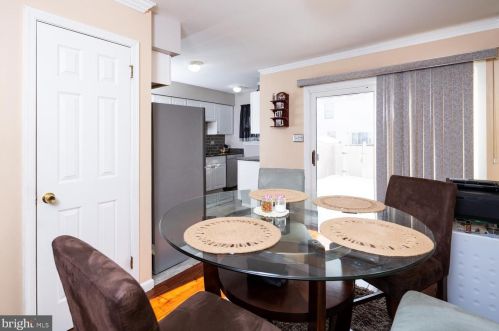 51 Mactavish Ct, New Castle DE 19720-6524 exterior