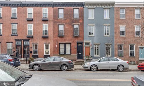 2112 Christian St, Philadelphia, PA 19146-2503