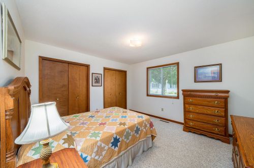 5108 Grn Mdw Rd, Kalamazoo MI 49009-1256 exterior