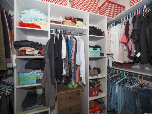 2161 Lorita Way, Sandy UT 84093-6514 exterior