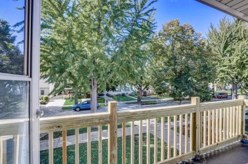 300 79th St, Milwaukee WI  53214-1417 exterior