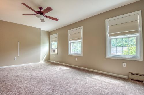 5 Styles Dr, Concord NH 03301-8634 exterior