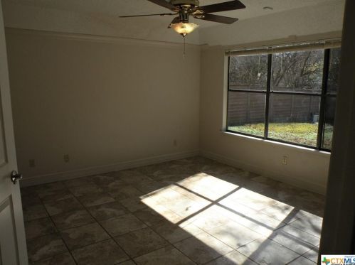 13911 Hunters Hawk St, San Antonio TX 78230-5405 exterior